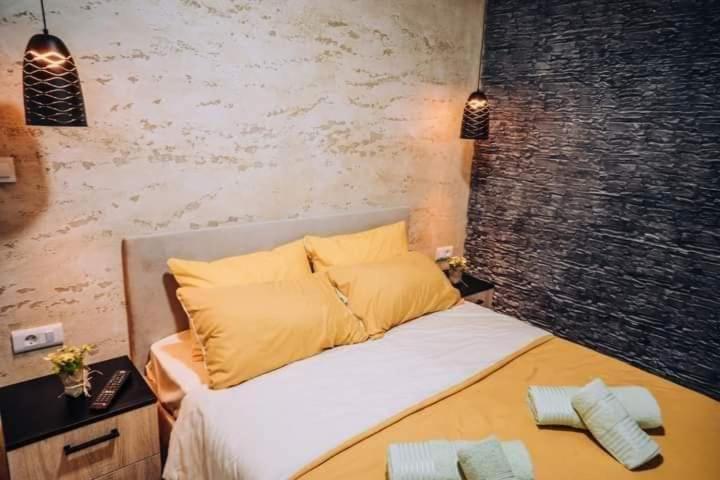 Finesi Apartments Ohrid Ngoại thất bức ảnh